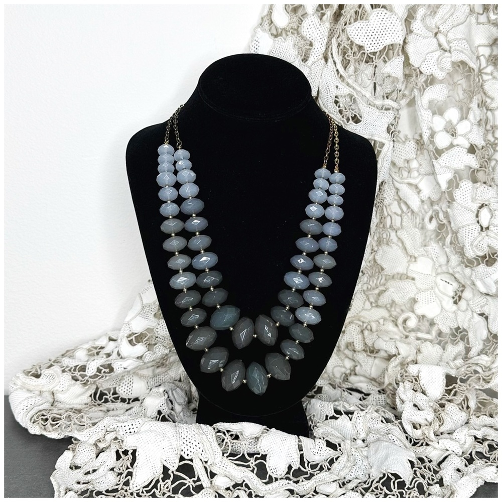 Anthro “Lily Mineral Necklace”